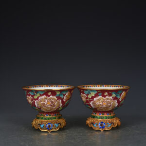 清康熙御製銀鎏金蕾絲鑲嵌胭脂紅地纏枝牡丹紋碗 古玩190731花瓶 8.8×12釐米