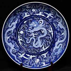 清 儲秀宮款青花五龍大盤,高8.8cm直徑49.6cm