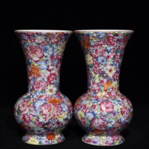 清雍正 粉彩萬花花觚,高14cm直徑7.6cm