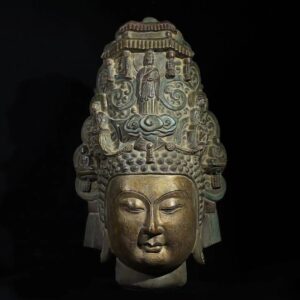 北齊青石彩繪佛首 高64公分 寬約37公分 厚約30公分