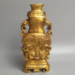 珍藏防漢代銅鎏金瓶,厚銅實心,金色完好,造型獨特,尺寸如圖,重1031克