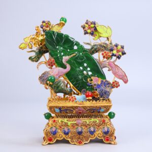 珍寶舊藏掐絲鑲嵌巴山翠擺件 高21公分，寬20公分，重510克
