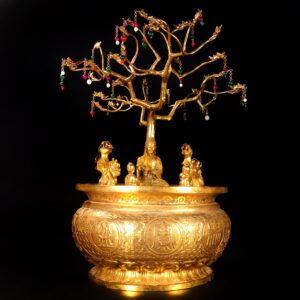 舊藏鑿刻釋迦萬佛朝宗佛，重量：6957克，高度：50cm，寬度：28cm